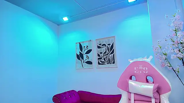 Milu ballmer online show from 02/02/26, 06:39