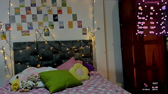 Isangel  online show from 03/22/26, 02:48