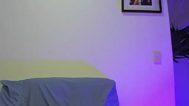 vicky  skinny 1 online show from 03/08/25, 12:09