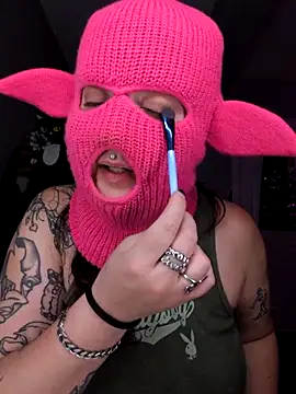 Snapshot of goblingirl888 chatting on 09/13/25, 06:35 goblingirl888 online show from 09/13/25, 06:35