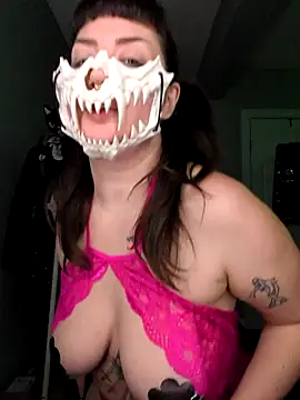 goblingirl888 online show from 11/12/25, 07:31