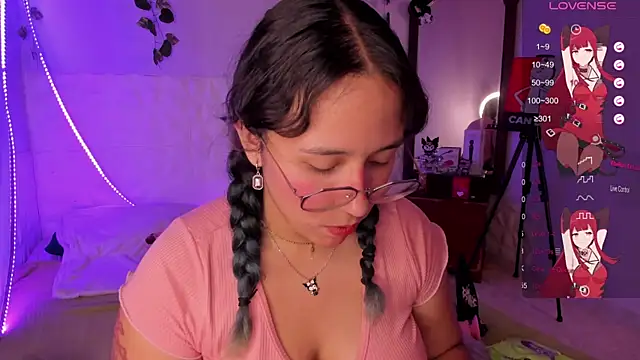 Snapshot of Ludovica6669 chatting on 02/28/25, 11:45 Ludovica6669 online show from 02/28/25, 11:45