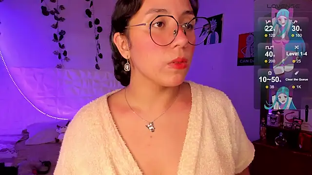 Snapshot of Ludovica6669 chatting on 03/22/25, 09:53 Ludovica6669 online show from 03/22/25, 09:53