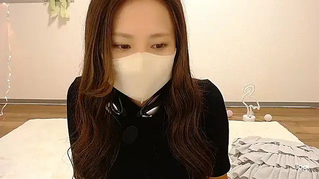 Snapshot of hinano_JP chatting on 10/01/25, 02:06 hinano JP online show from 10/01/25, 02:06