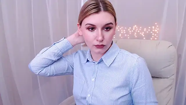 Snapshot of Freya_Celestial chatting on 03/02/25, 10:35 Freya Celestial online show from 03/02/25, 10:35