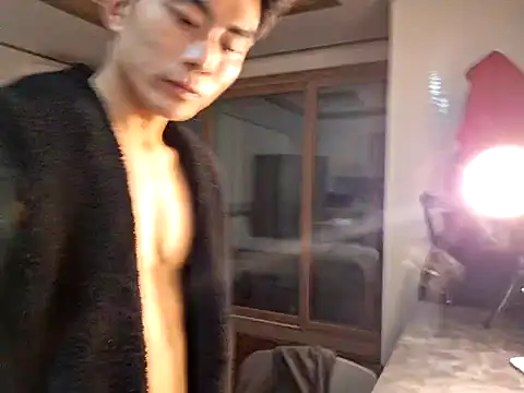 Snapshot of Doh728 chatting on 03/10/25, 10:04 Doh728 online show from 03/10/25, 10:04