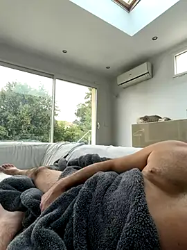 justeqqun online show from 09/27/25, 09:58