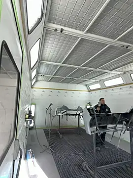 justeqqun online show from 10/17/25, 10:18