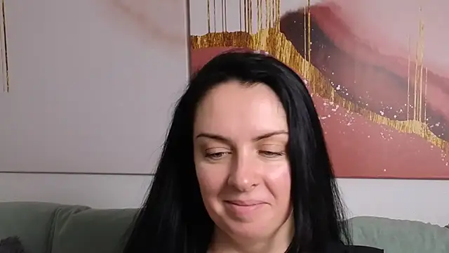 Snapshot of JacquelineElle chatting on 01/28/25, 09:41 JacquelineElle online show from 01/28/25, 09:41