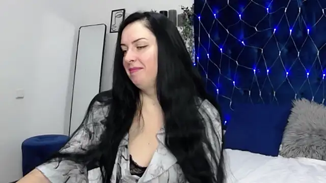 Snapshot of JacquelineElle chatting on 02/11/25, 06:55 JacquelineElle online show from 02/11/25, 06:55