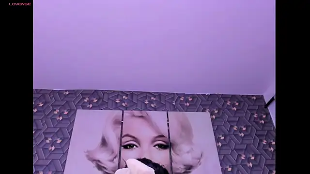 Emily rivera78 online show from 04/15/26, 05:03