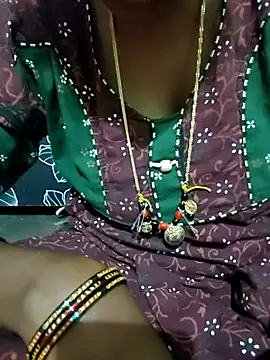 Snapshot of sweety006telugu chatting on 03/02/25, 10:38 sweety006telugu online show from 03/02/25, 10:38