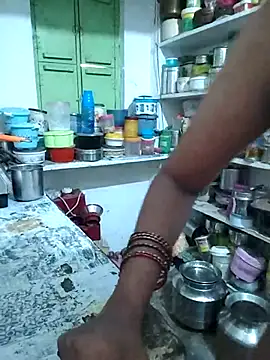 Snapshot of sweety006telugu chatting on 10/31/25, 04:02 sweety006telugu online show from 10/31/25, 04:02