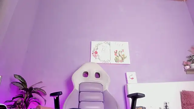 Rossi Mariana online show from 09/11/25, 03:45