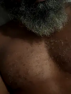 shavez5888 online show from 10/28/25, 12:03