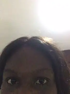 Snapshot of cutee2000 chatting on 02/22/25, 12:05 cutee2000 online show from 02/22/25, 12:05