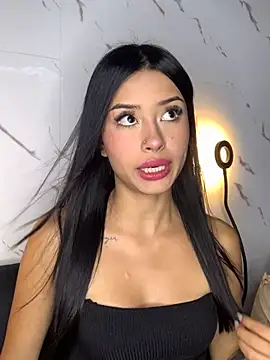 Snapshot of Miss_karol chatting on 01/28/25, 02:32 Miss karol online show from 01/28/25, 02:32