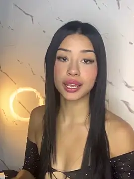 Snapshot of Miss_karol chatting on 01/28/25, 12:43 Miss karol online show from 01/28/25, 12:43