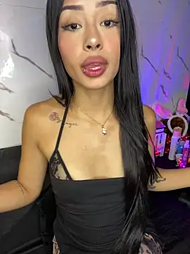 Snapshot of Miss_karol chatting on 03/07/25, 05:49 Miss karol online show from 03/07/25, 05:49