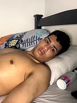 Santiago-Thompson online show from 10/20/25, 07:42