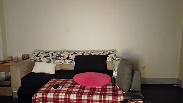 FreckleFaceBeauty online show from 03/19/26, 02:26