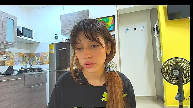 Alaiapink online show from 07/08/26, 07:29