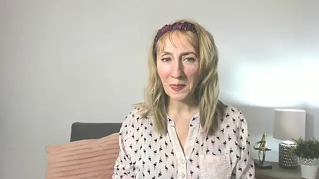 MargaretMilf69 online show from 02/12/25, 04:33