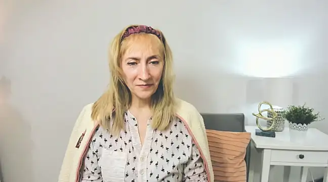 MargaretMilf69 online show from 02/13/25, 04:28