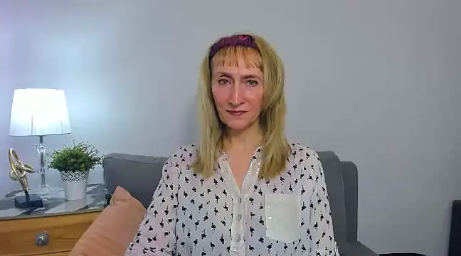 MargaretMilf69 online show from 03/10/25, 07:29