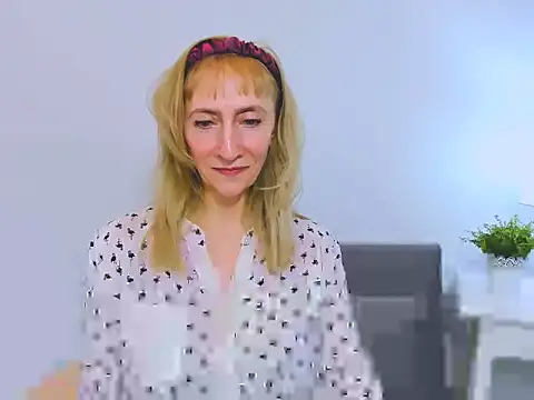 MargaretMilf69 online show from 03/17/25, 07:26