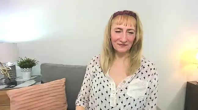 MargaretMilf69 online show from 03/21/25, 04:40