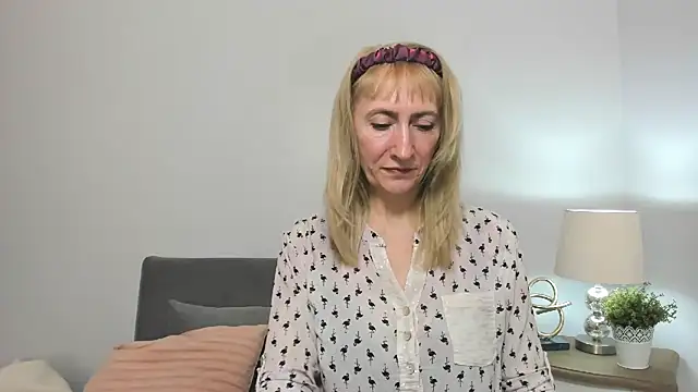 MargaretMilf69 online show from 03/22/25, 01:30