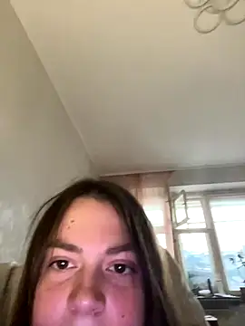 DearAlise online show from 10/27/25, 09:46