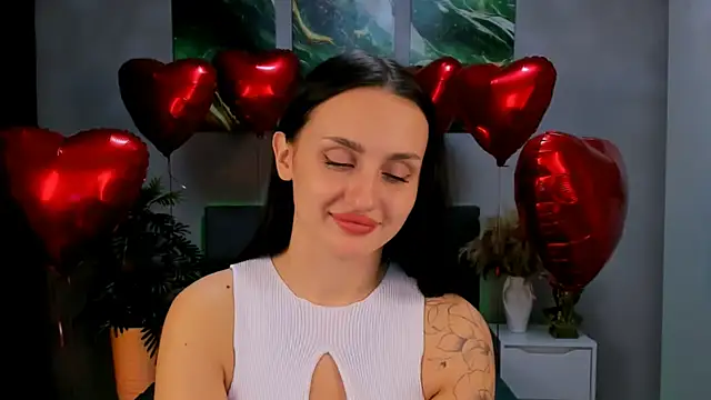 EmiliaBeynard online show from 02/16/25, 02:00