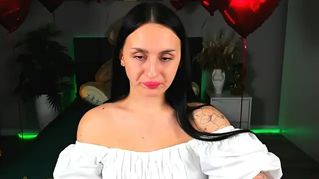 EmiliaBeynard online show from 02/25/25, 05:04