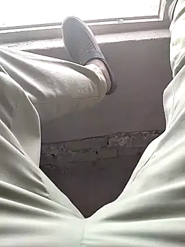 xmanrawan2 online show from 02/12/25, 09:31