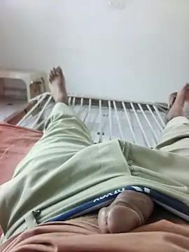 xmanrawan2 online show from 10/03/25, 03:47