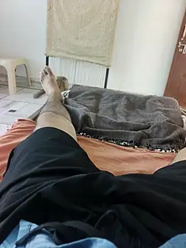 xmanrawan2 online show from 10/04/25, 05:16