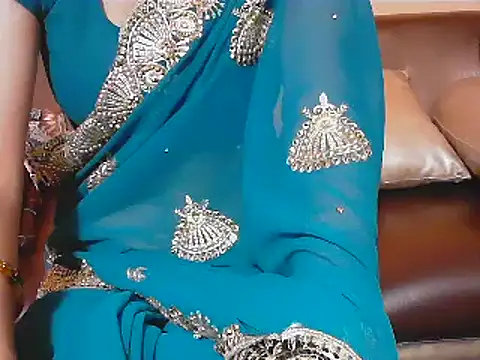 Snapshot of kajal__bhabhi_ chatting on 02/26/25, 12:58 kajal bhabhi online show from 02/26/25, 12:58