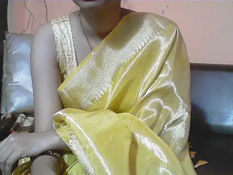 Snapshot of kajal__bhabhi_ chatting on 03/02/25, 04:21 kajal bhabhi online show from 03/02/25, 04:21