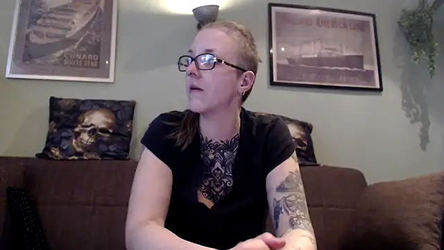 Astrid-Gilbert online show from 03/07/25, 07:38