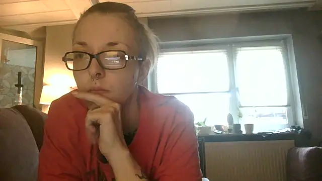 Astrid-Gilbert online show from 12/15/25, 10:08