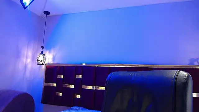 emily fox 3 online show from 09/17/25, 03:41