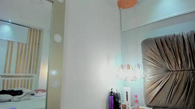 Snapshot of zoe_taylorr1 chatting on 03/02/25, 04:17 zoe taylorr1 online show from 03/02/25, 04:17