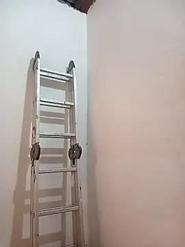 Snapshot of LoonyIdiot chatting on 04/06/26, 05:14 LoonyIdiot online show from 04/06/26, 05:14