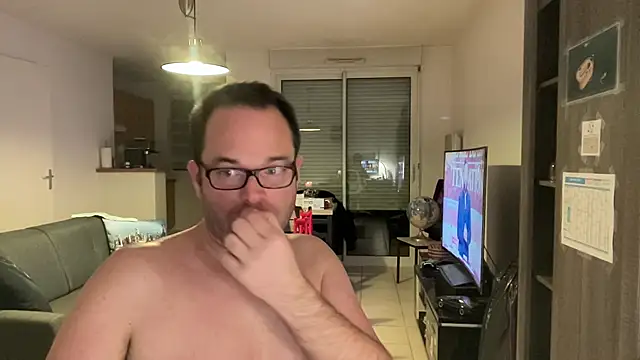 Funnyjul31 online show from 02/03/26, 05:51