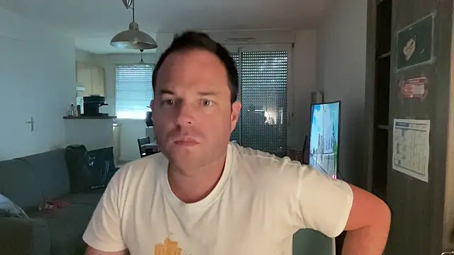 Funnyjul31 online show from 04/19/26, 01:10