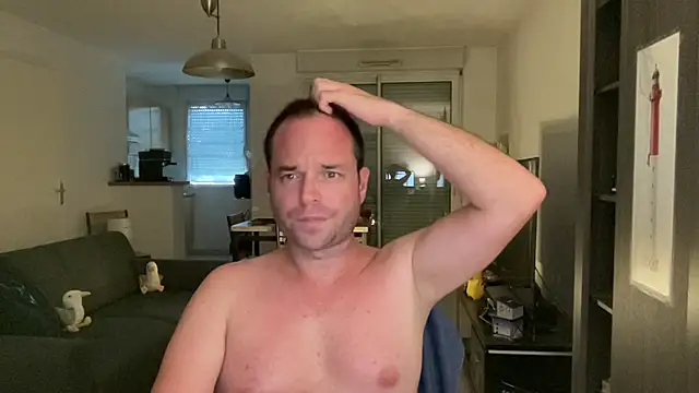Snapshot of Funnyjul31 chatting on 07/15/26, 04:34 Funnyjul31 online show from 07/15/26, 04:34