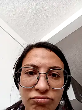 bri ali online show from 12/22/25, 03:31