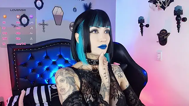 IsisRaichuu  online show from 01/13/26, 07:19